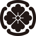 四つ鐶に花角紋